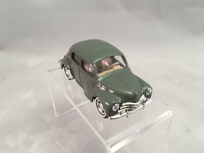 Illustration for article titled French Friday: Solido Renault 4cv